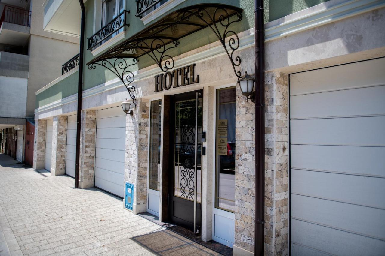 Arletti Hotel 鲁塞 外观 照片