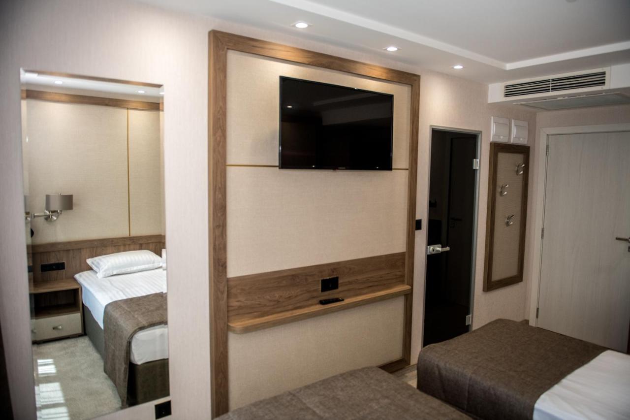 Arletti Hotel 鲁塞 外观 照片